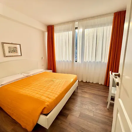 Aparthotel Victoria Royal Garden Como Exterior foto