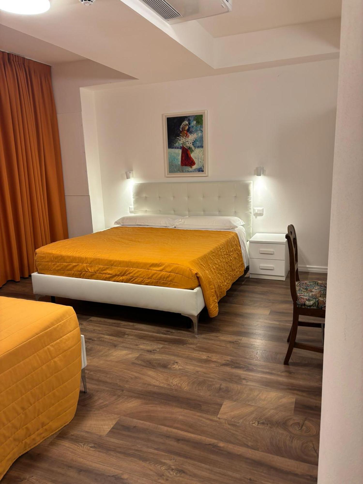 Aparthotel Victoria Royal Garden 3*