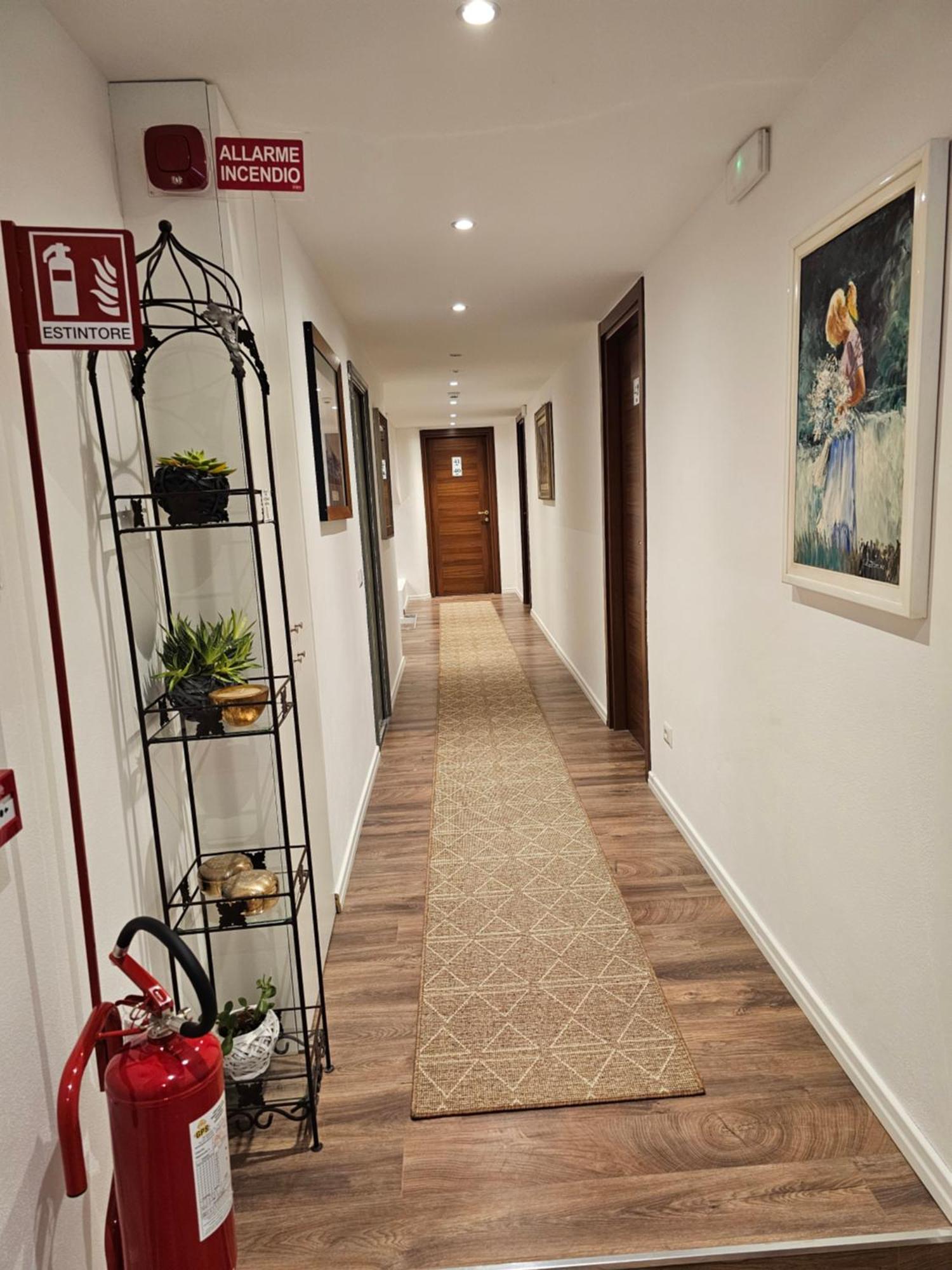 Apart-hotel Victoria Royal Garden Como