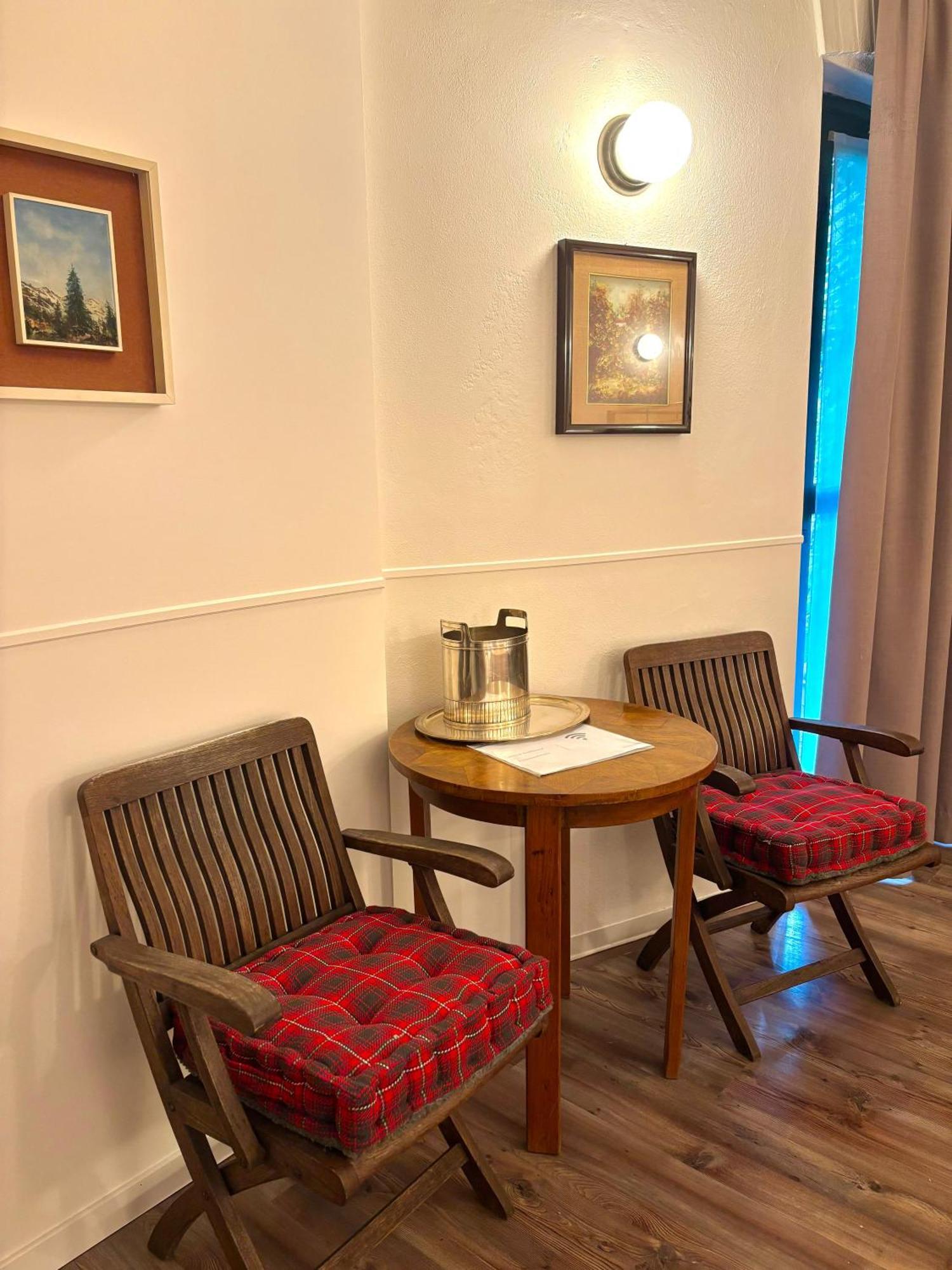 Apart-hotel Victoria Royal Garden Como